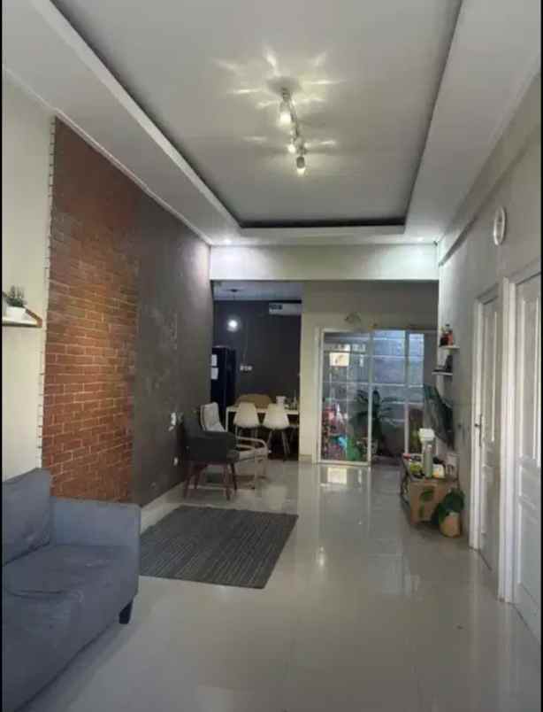 dijual rumah pondok pekayon indah