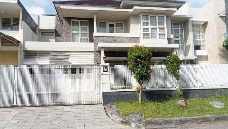 dijual rumah puri galaxy