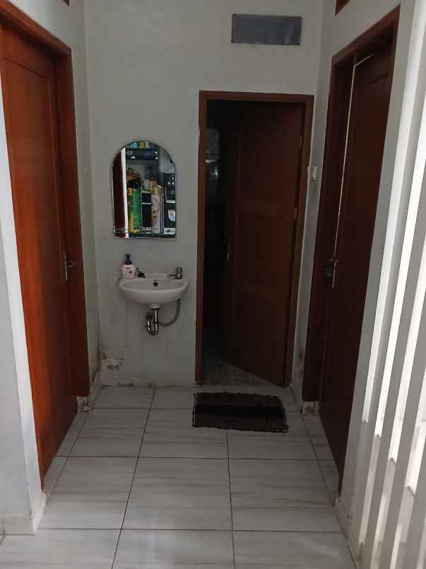 dijual rumah puri hasanah 5