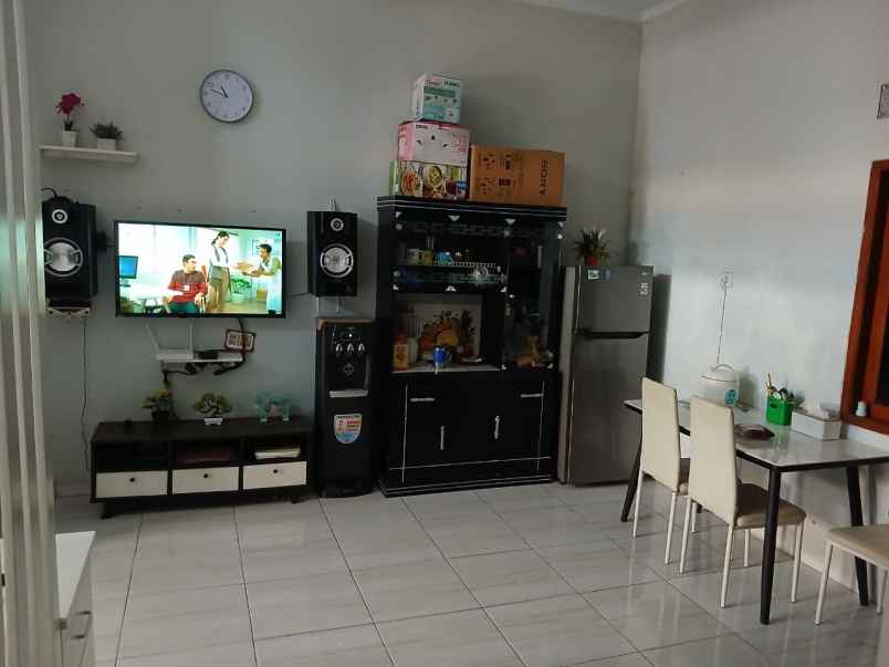 dijual rumah puri hasanah 5
