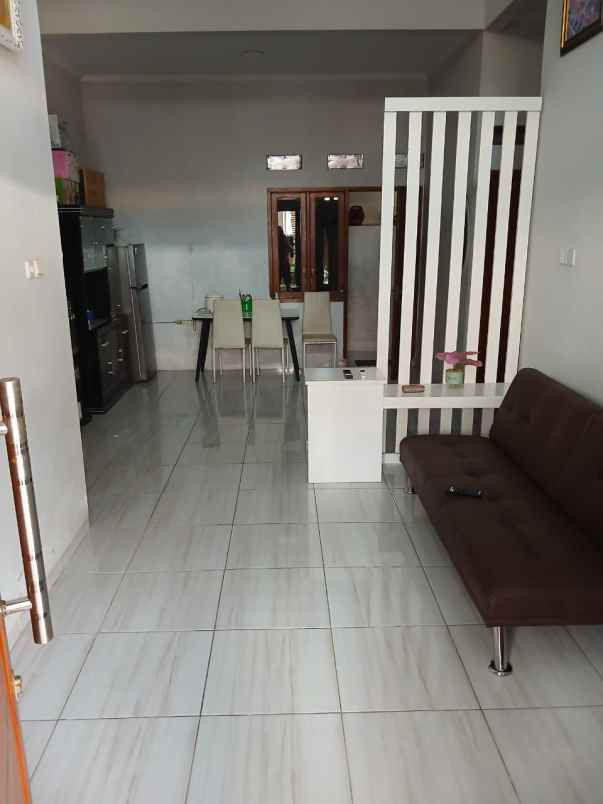 dijual rumah puri hasanah 5