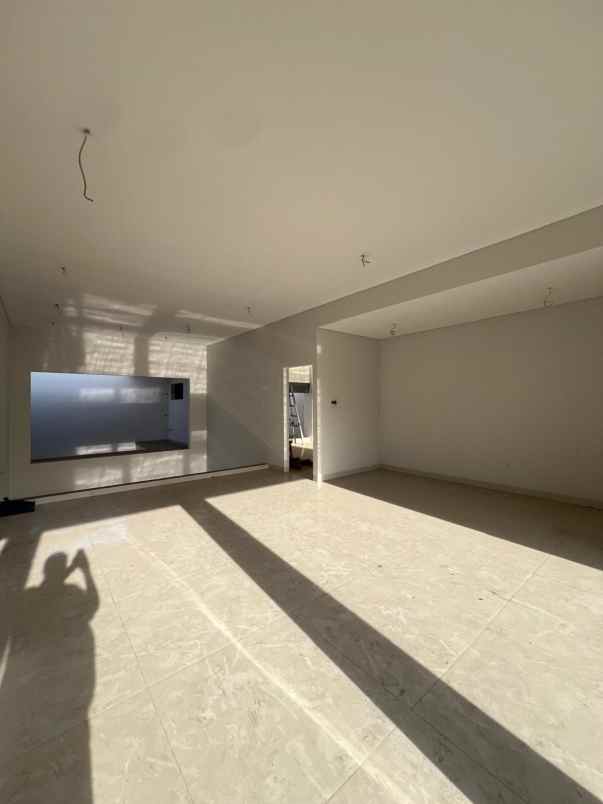 dijual rumah puri widya kencana citraland