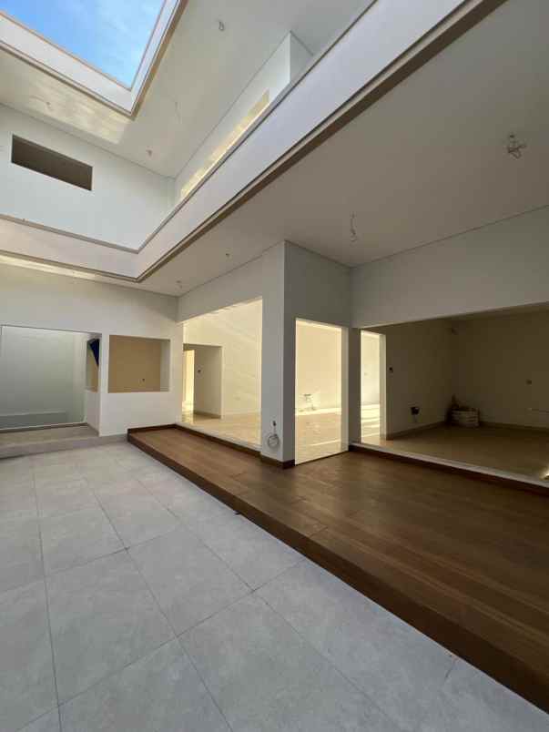 dijual rumah puri widya kencana citraland