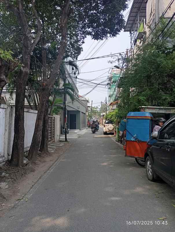 dijual rumah raden saleh cikini