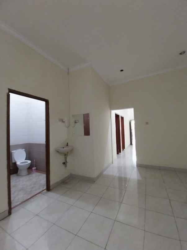 dijual rumah raffless hills cibubur