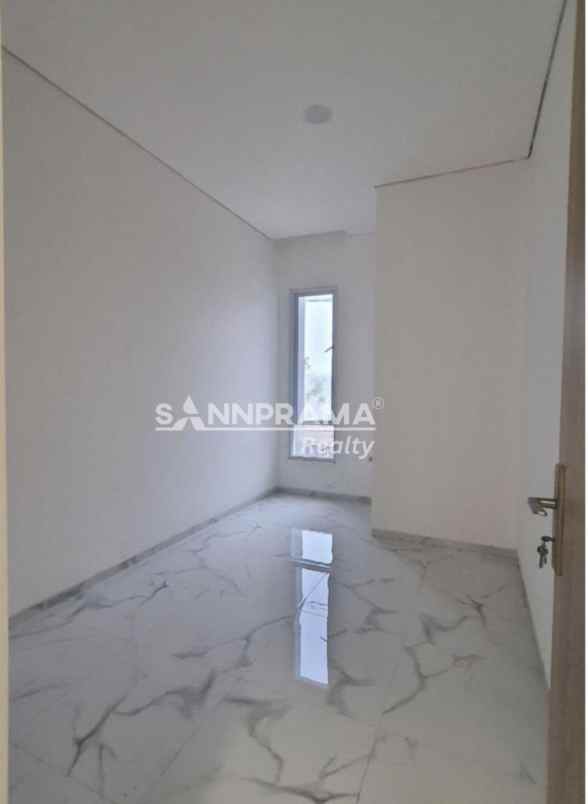 dijual rumah rangkapan jaya