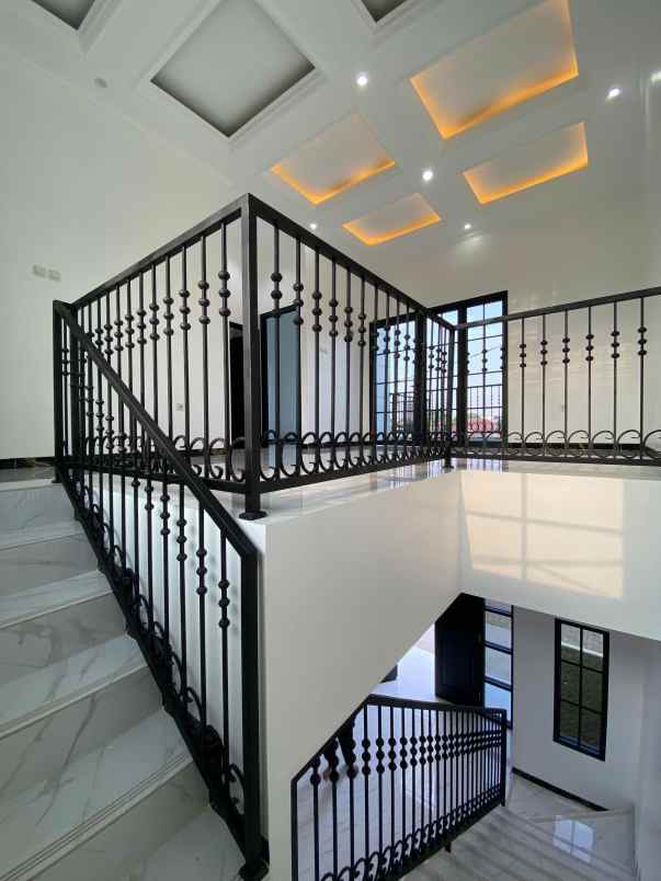 dijual rumah rangkapan jaya baru