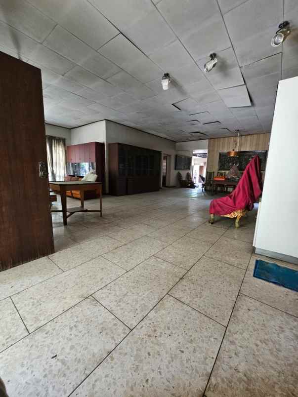 dijual rumah raya panglima sudirman