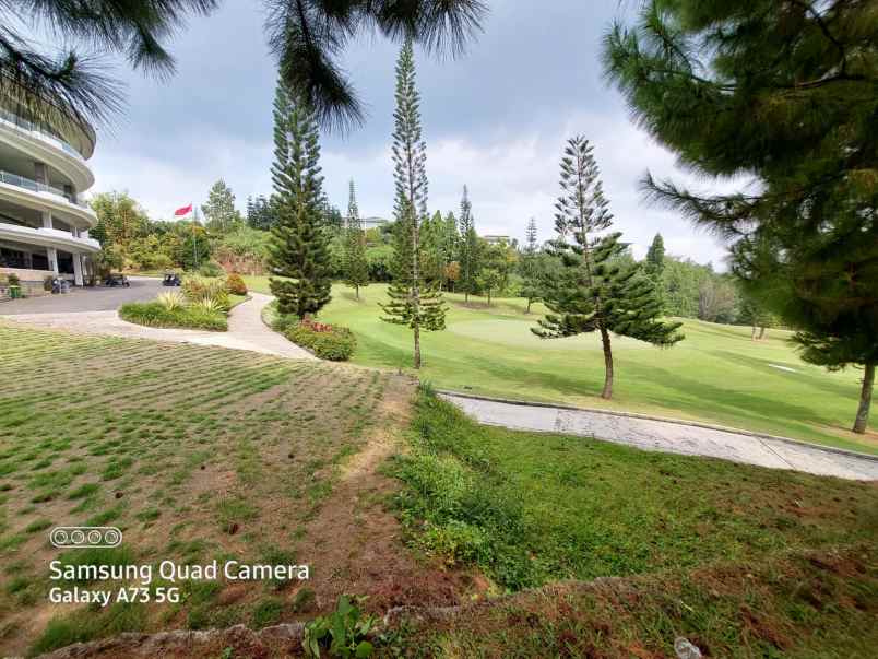 dijual rumah resor dago pakar