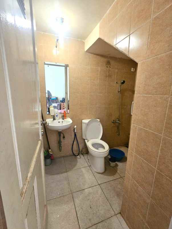 dijual rumah royal residence cakung