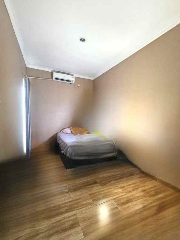 dijual rumah royal residence cakung