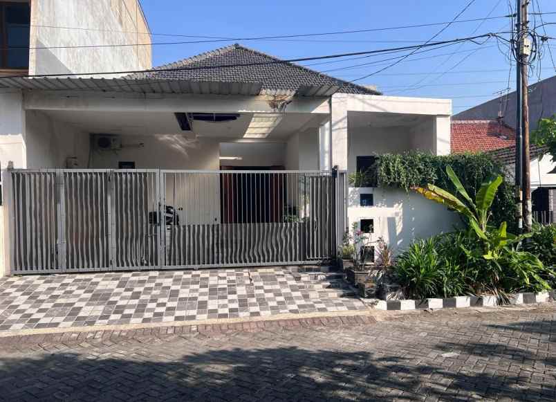 dijual rumah rungkut