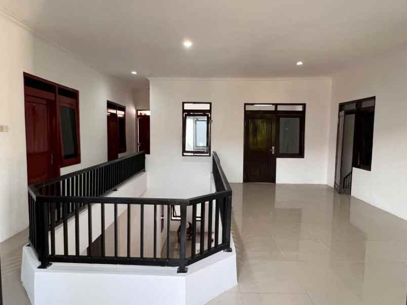 dijual rumah rungkut harapan