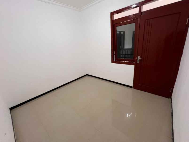 dijual rumah rungkut harapan