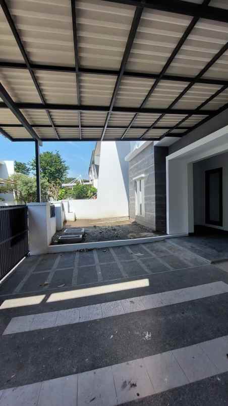 dijual rumah san diego pakuwon city
