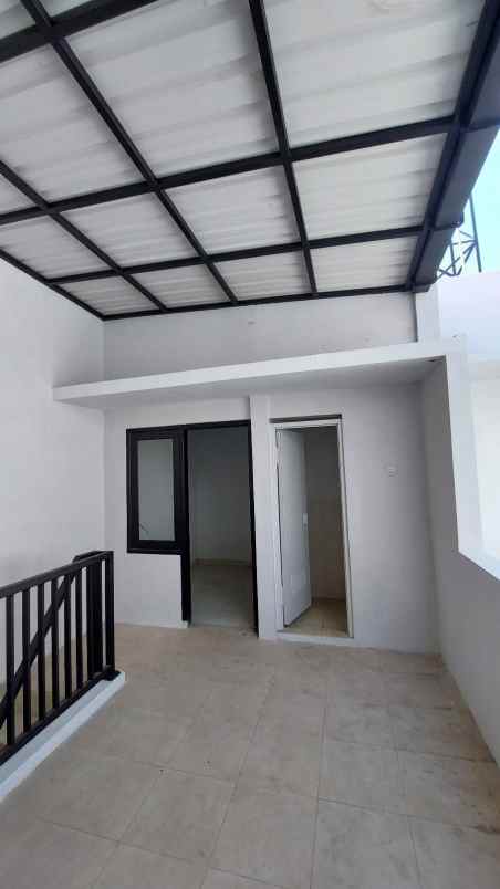 dijual rumah san diego pakuwon city