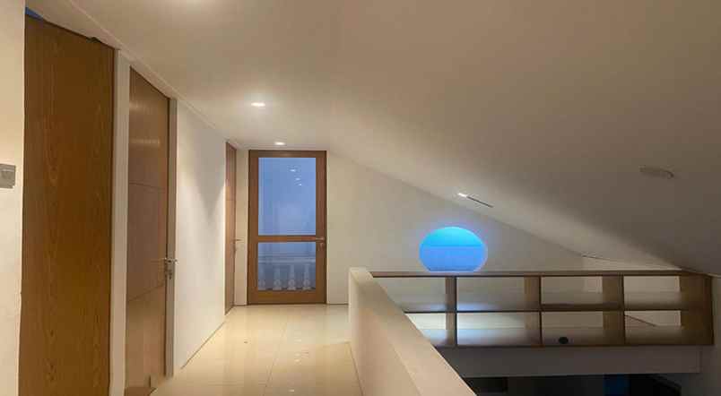 dijual rumah sanggar hurip