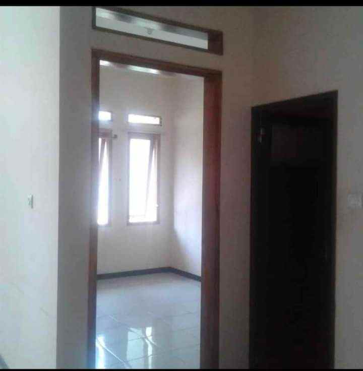 dijual rumah sarijadi