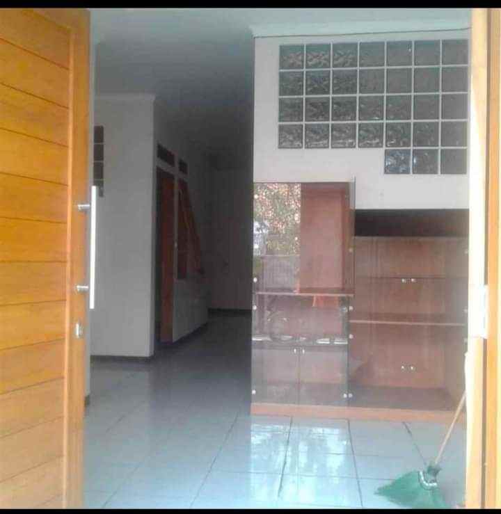 dijual rumah sarijadi