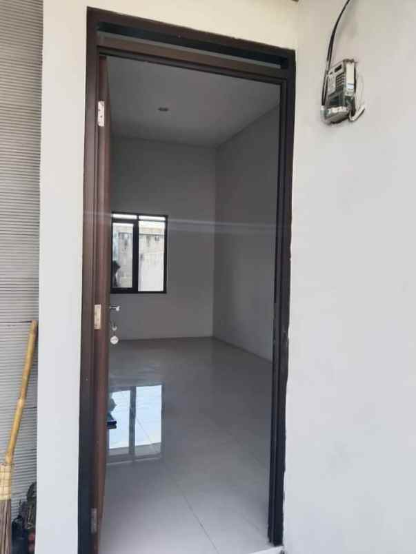 dijual rumah sariwangi