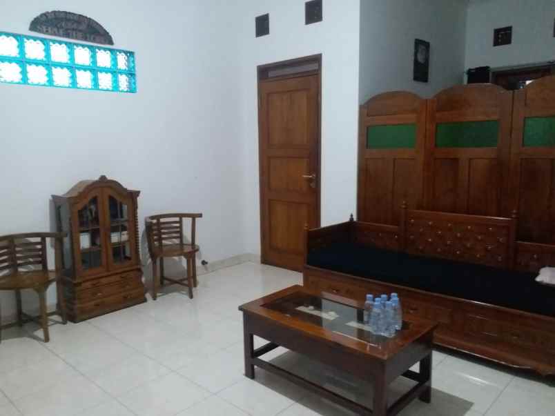 dijual rumah sauyunan mas