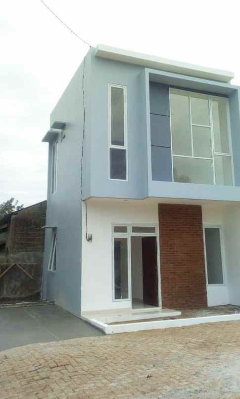 dijual rumah sawangan