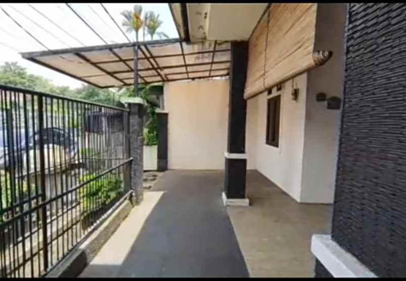 dijual rumah sawangan