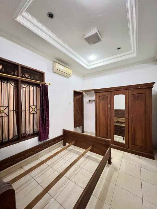 dijual rumah secondary dalam twonhouse siap huni