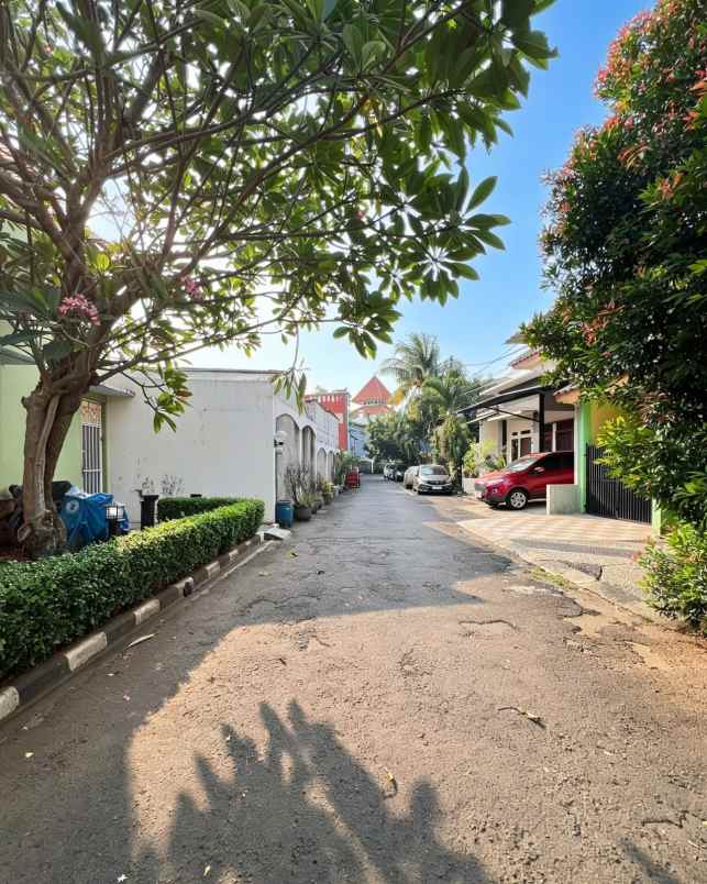 dijual rumah secondary dalam twonhouse siap huni