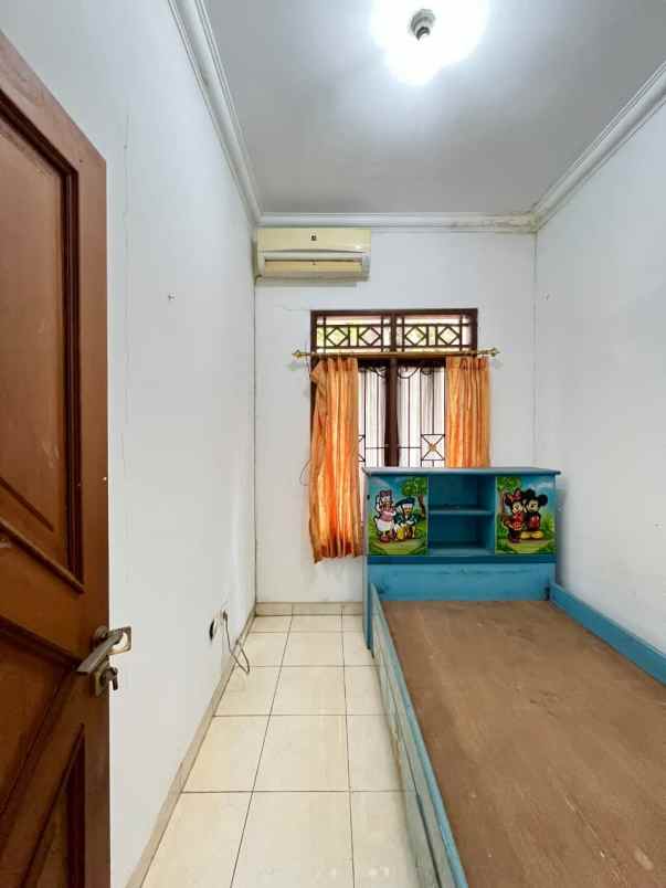dijual rumah secondary dalam twonhouse siap huni