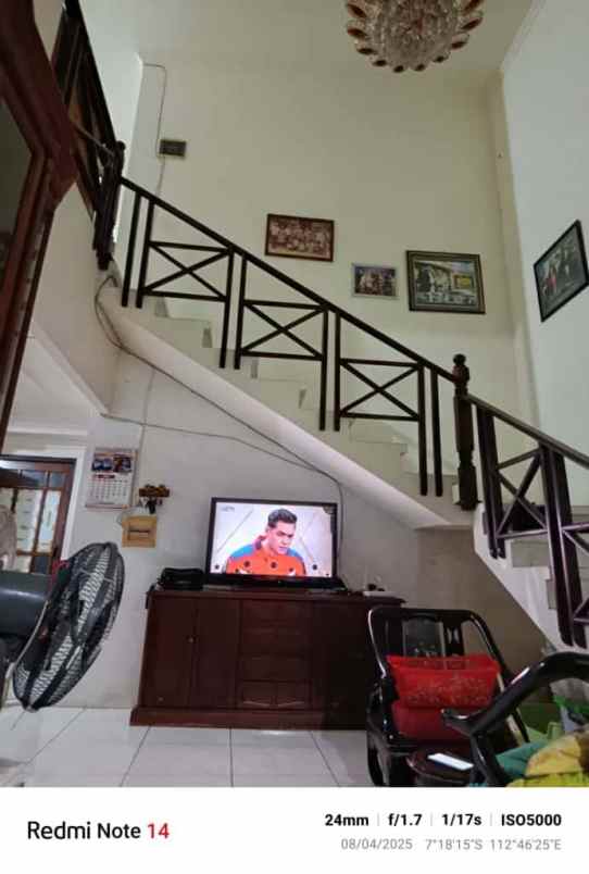 dijual rumah semolowaru