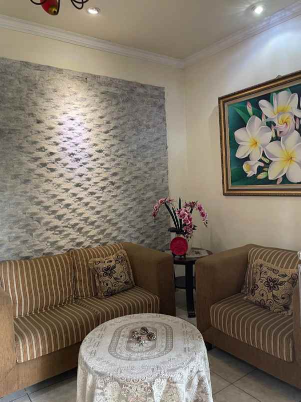dijual rumah serua indah tangerang banten