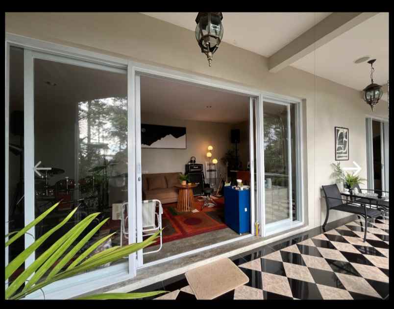 dijual rumah setiabudi