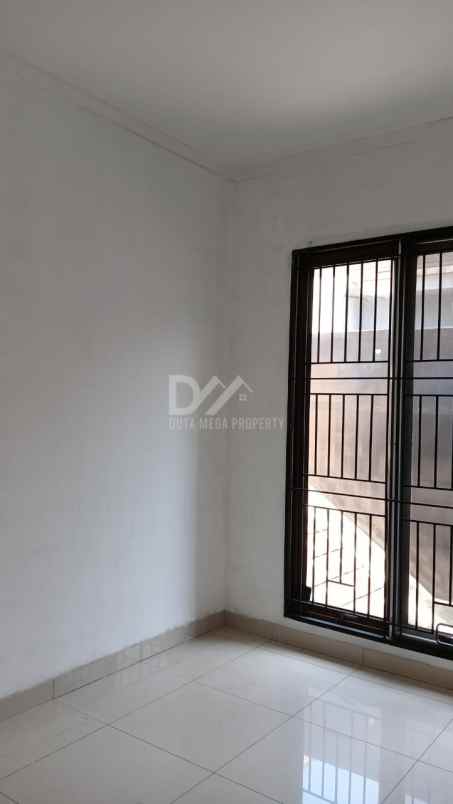 dijual rumah siap huni di graha raya bintaro