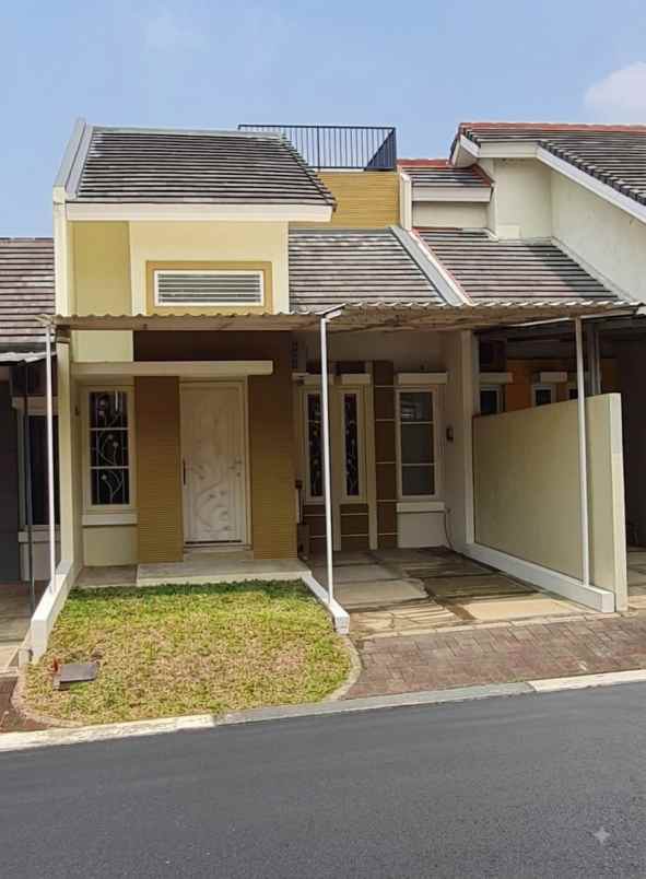 dijual rumah siap huni di legenda wisata cibubur