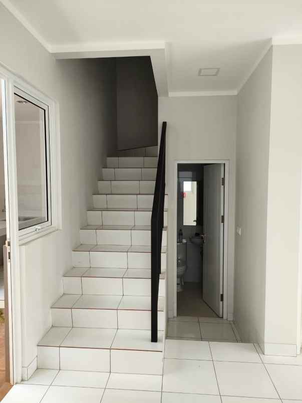 dijual rumah siap huni di sumarecon gedebage bandung