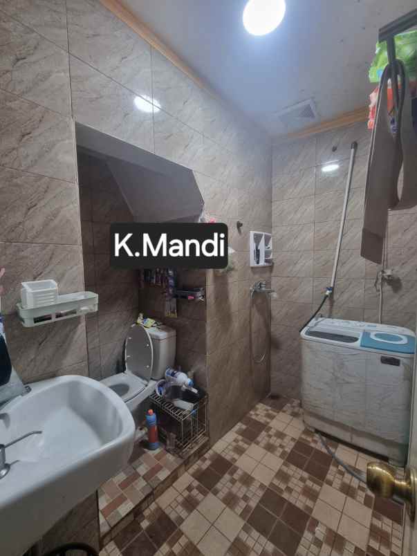 dijual rumah siap huni dibawah pasaran