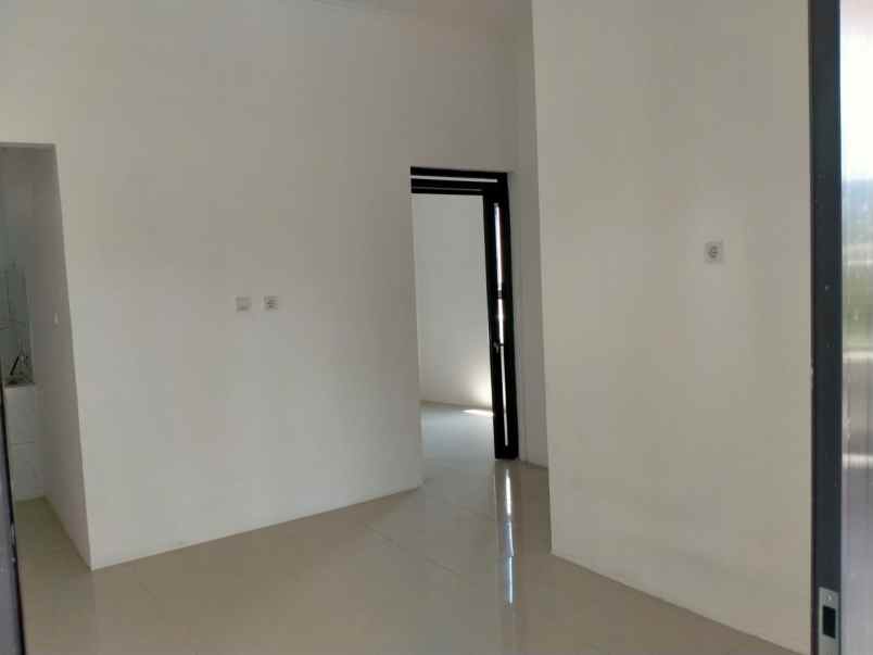 dijual rumah siap huni view gunung burangrang