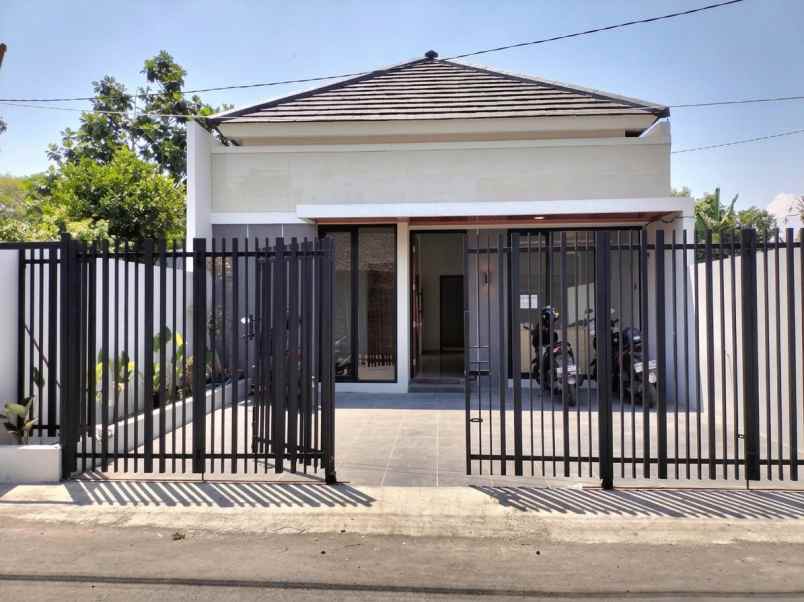 dijual rumah sleman