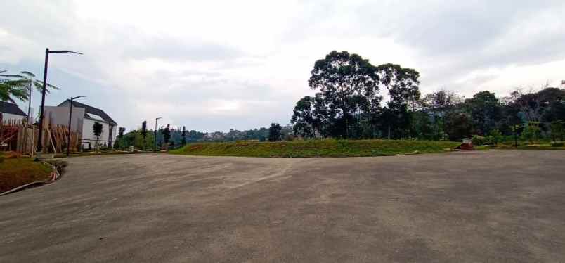 dijual rumah smart valley dago