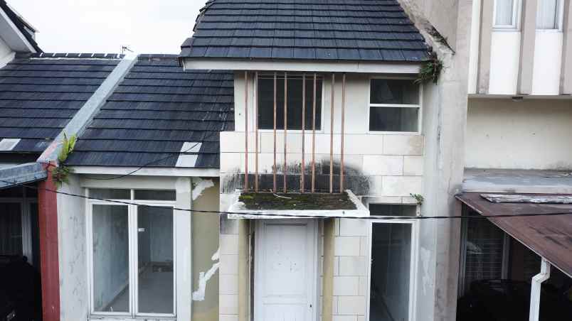 dijual rumah soekarno hatta kodya