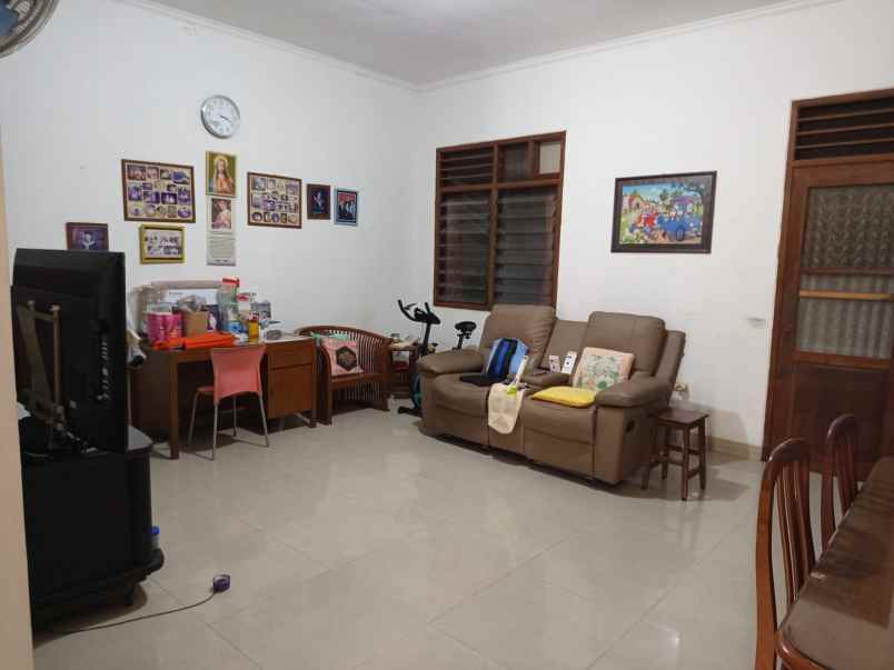 dijual rumah sunter mas