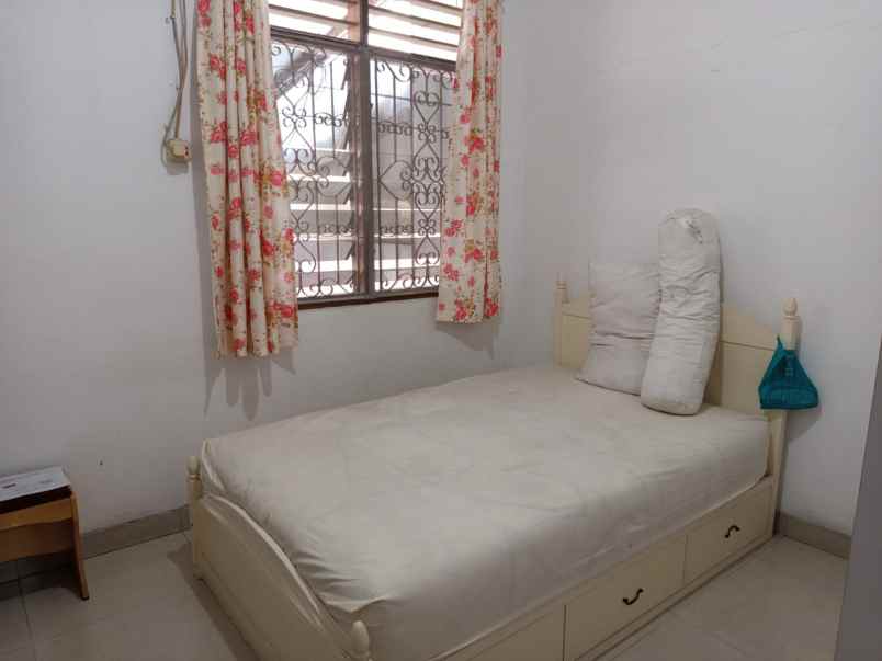 dijual rumah sunter mas