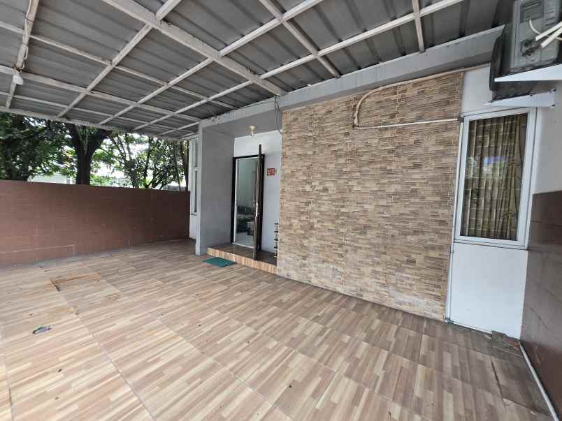 dijual rumah talaga bestari cluster