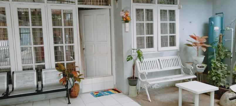 dijual rumah taman cibaduyut indah