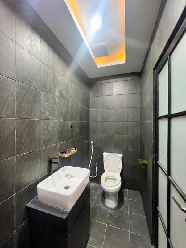 dijual rumah taman puspa raya b 8 no 29