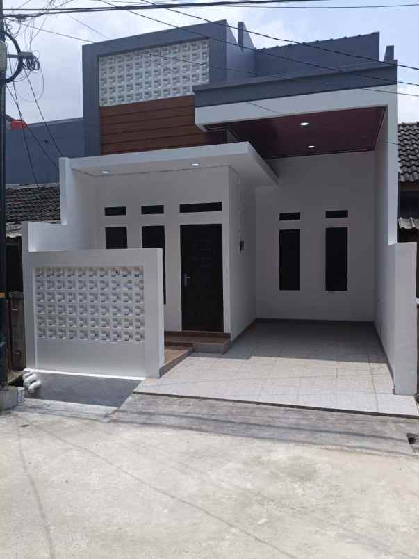 dijual rumah telaga mas bekasi utara
