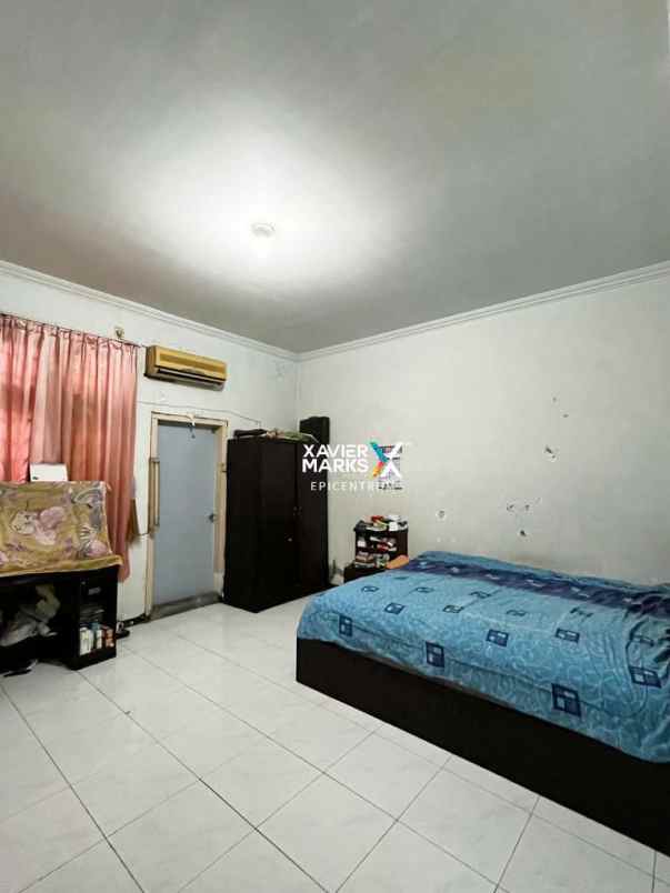 dijual rumah terawat siap huni rungkut asri barat