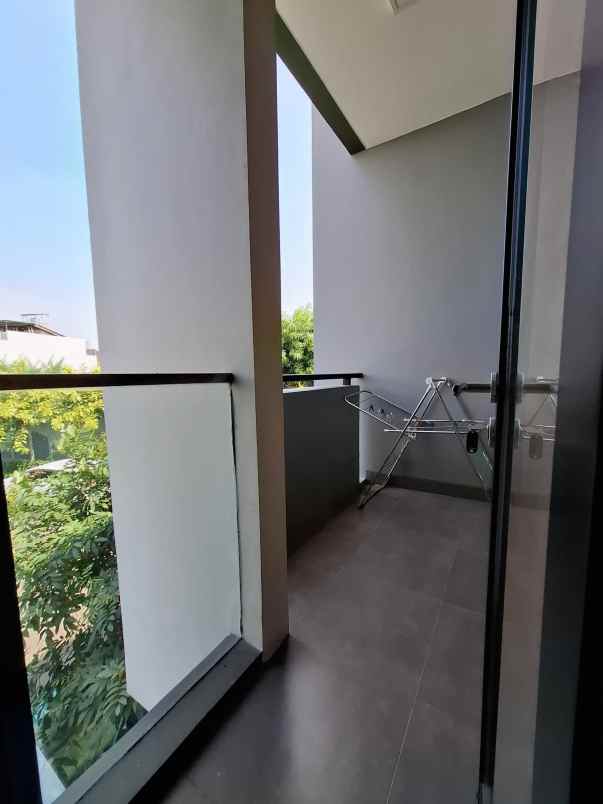 dijual rumah the orchard cluster