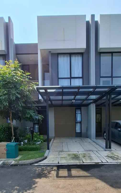 dijual rumah the orchard cluster